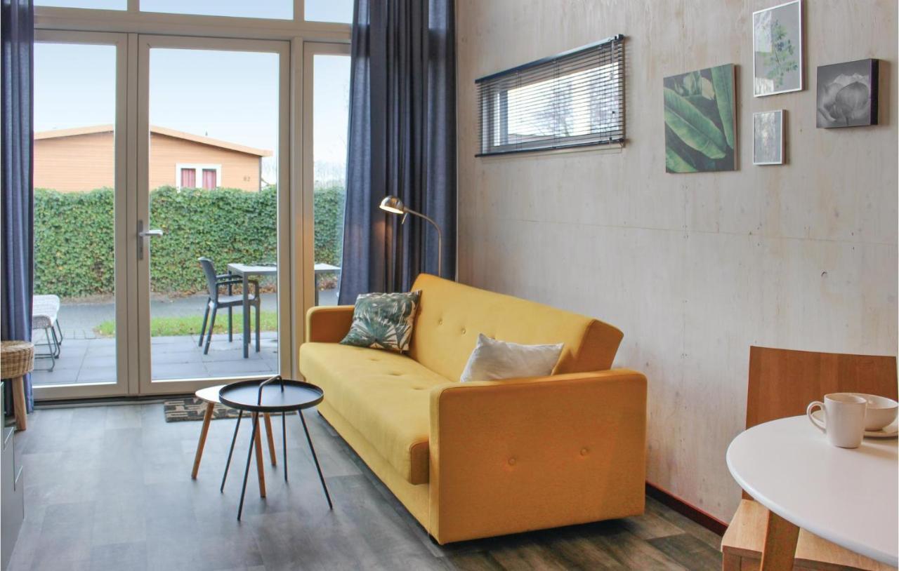 Cozy Home In Sint-Annaland With Kitchen 외부 사진