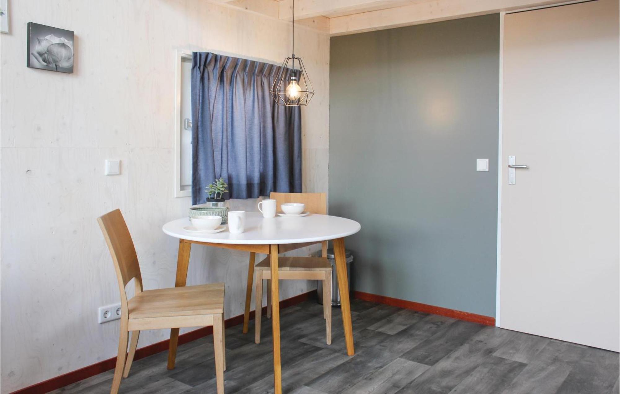 Cozy Home In Sint-Annaland With Kitchen 외부 사진