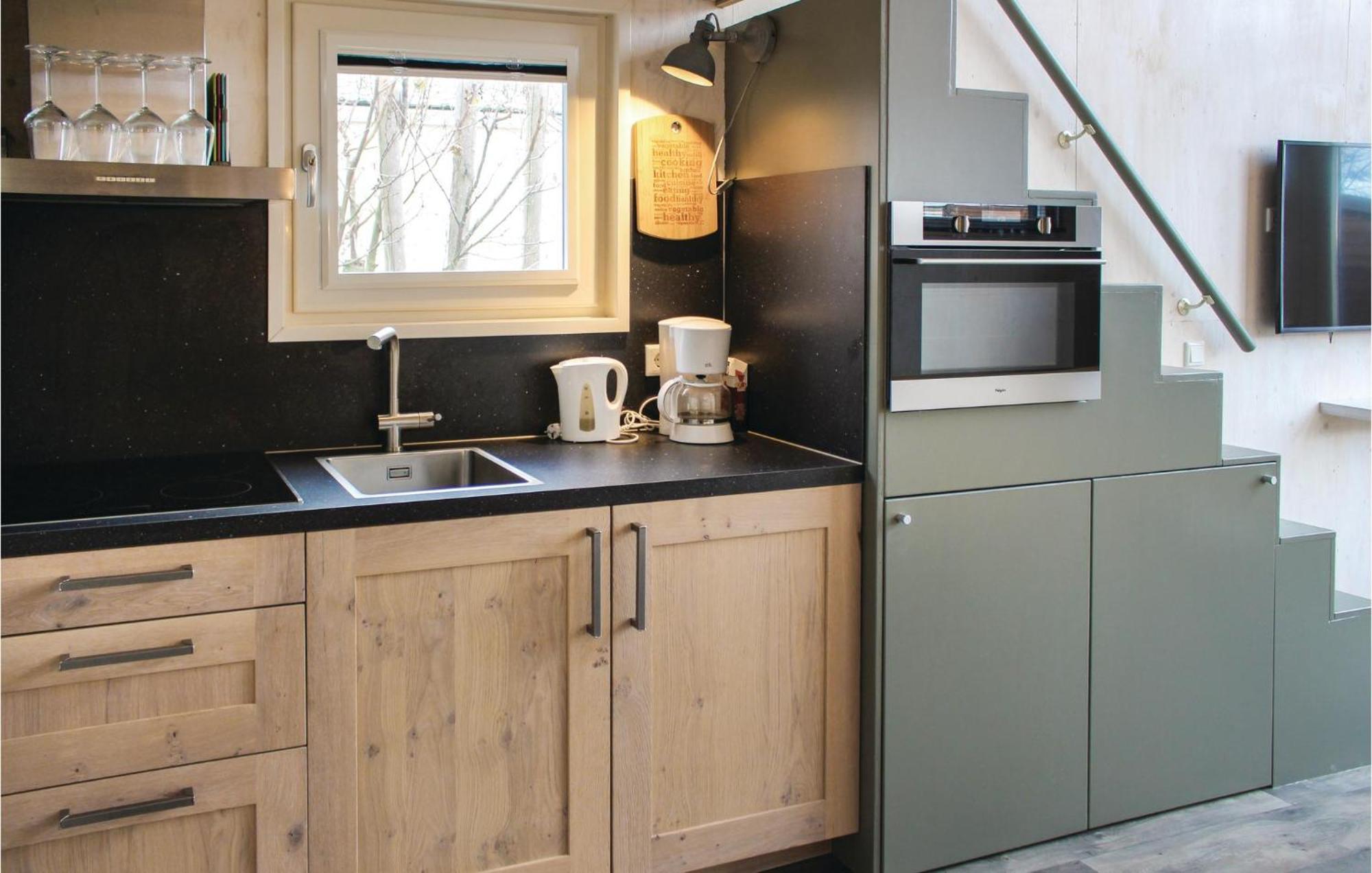 Cozy Home In Sint-Annaland With Kitchen 외부 사진
