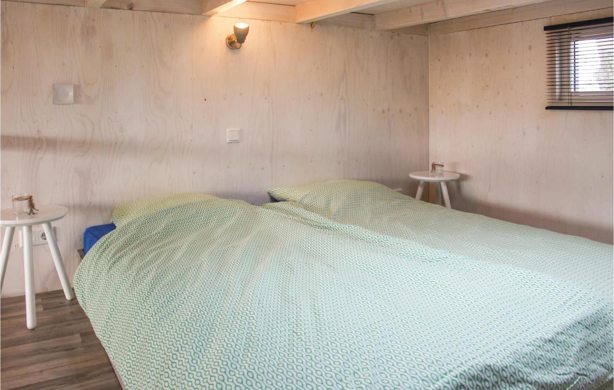 Cozy Home In Sint-Annaland With Kitchen 외부 사진